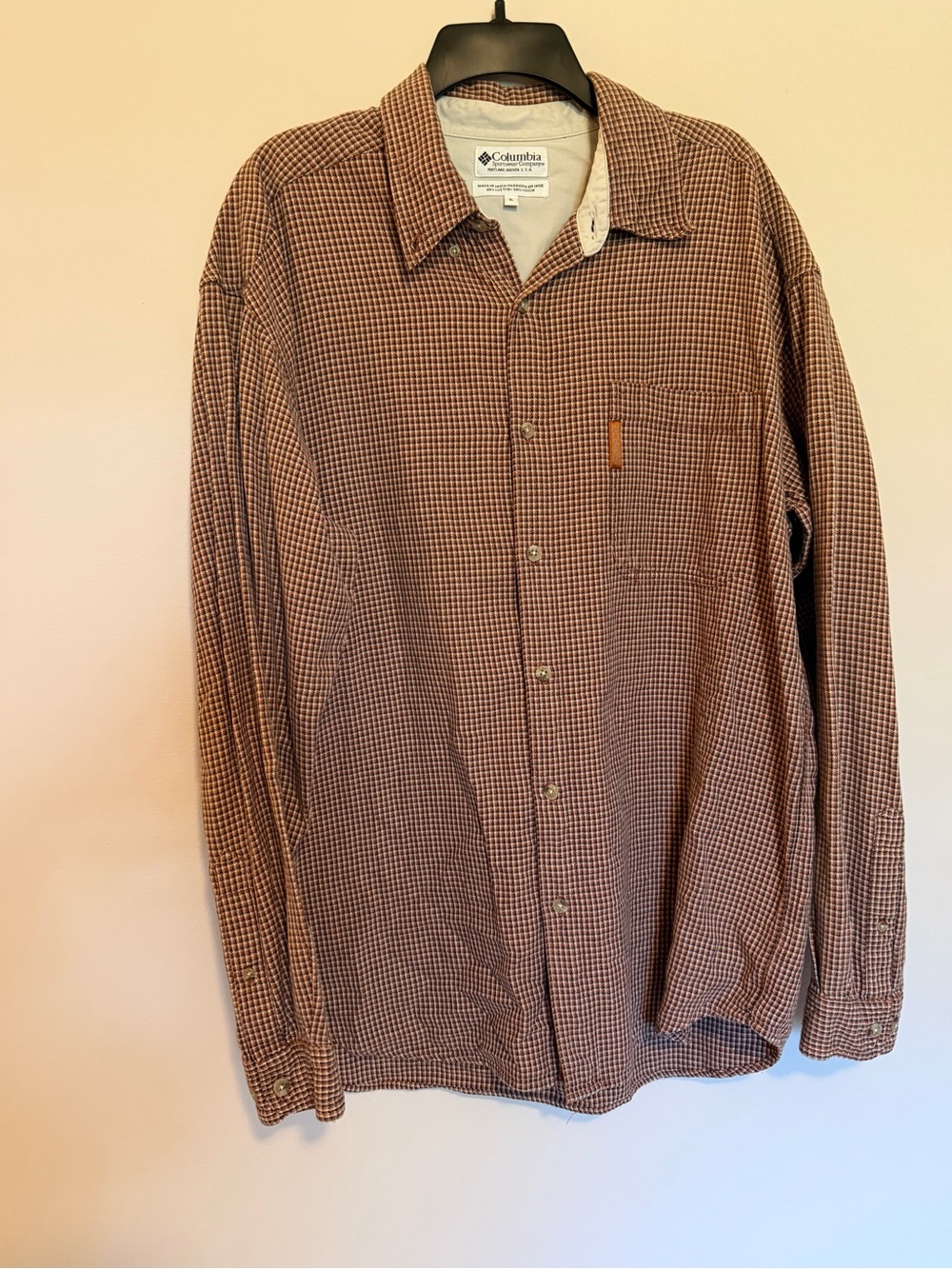 Columbia Men’s Brown Plaid Long-Sleeve Button-Up Shirt